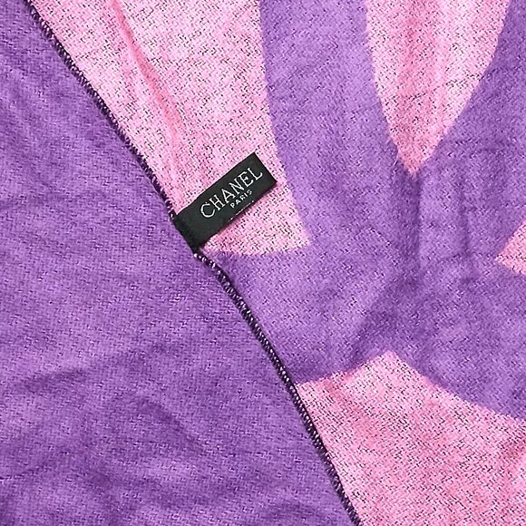 CHANEL Luxury Vintage Purple & Pink CC Logo Motif Shawl Wrap Scarf - Picture 8 of 8